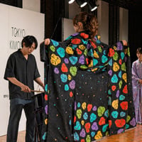 カラフルなものってワクワクする（振袖）