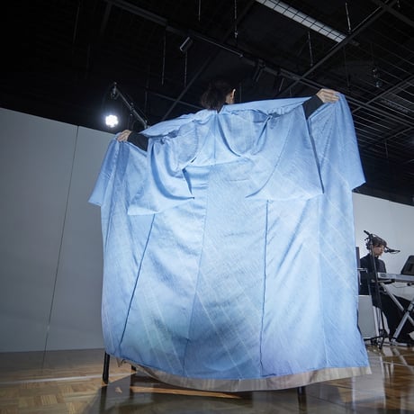 縫い締め絞り絵羽小紋「涼風」