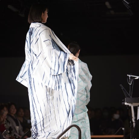 柳絞り絵羽小紋「フィヨルド」