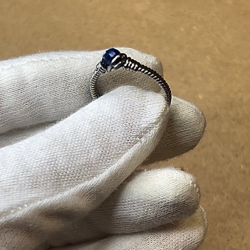 サージカルステンレス（SUS316L）製ラピスラズリのリング | myu_wire
