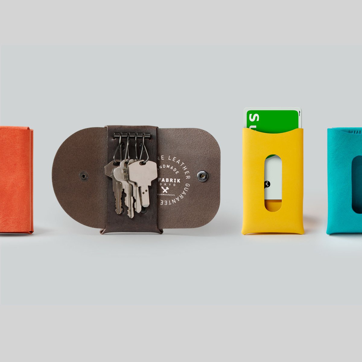 LOEWE エンボス加工 ホワイトキーケース LOEWE エンボス加工 ホワイトキーケース ホワイト（白）系 LOEWE