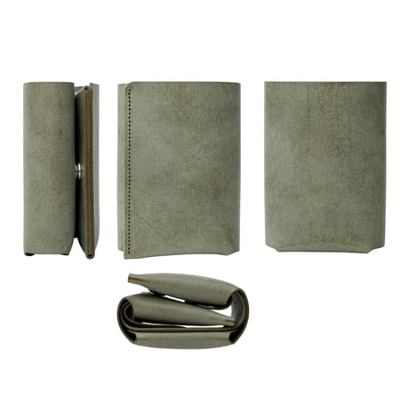 しっかり入ってコンパクトな財布　TRI-FOLD WALLET / OLIVE [限定色]