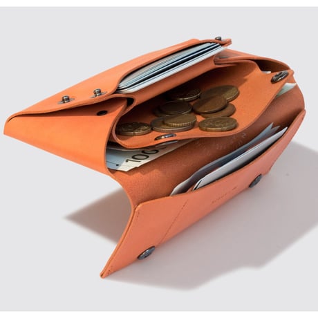 コンパクト設計の長財布　LONG WALLET / LEMON