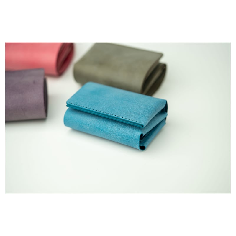 しっかり入ってコンパクトな財布 TRI-FOLD WALLET / OLIVE [限定 しっかり入ってコンパクトな財布 TRI-FOLD WALLET / OLIVE [限定