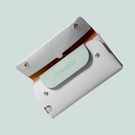 多彩な長財布　LONG WALLET:P / ICE WHITE