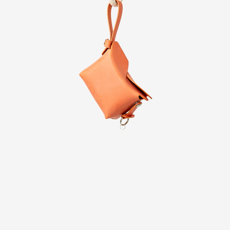 ストラップチャームケース BOAT / BRICK RED | fabrik