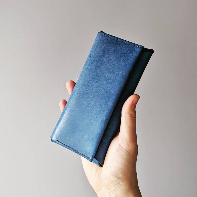 コンパクト設計の長財布 LONG WALLET / BLUE | fabrik