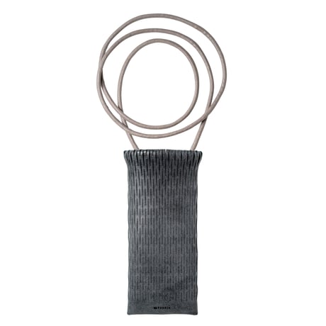 フィットするポーチ　MESH / BLACK