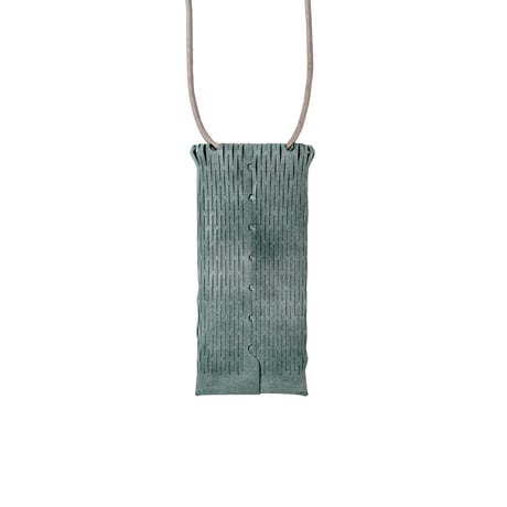 フィットするポーチ　MESH / DARK GREEN