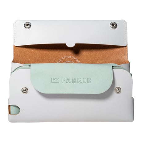 多彩な長財布　LONG WALLET:P / ICE WHITE