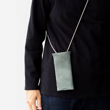 フィットするポーチ　MESH / DARK GREEN