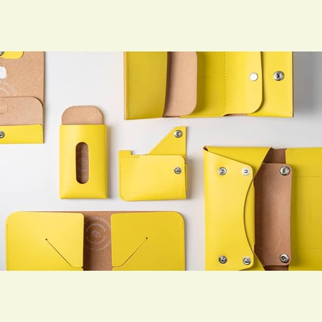 コンパクト設計の長財布　LONG WALLET / LEMON