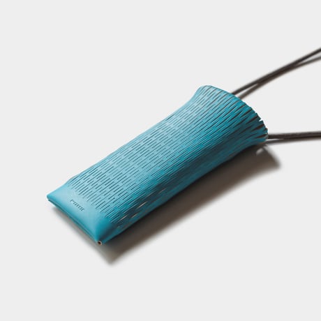 フィットするポーチ　MESH / FABRIK TURQUOISE
