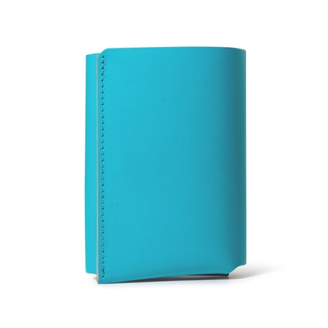 しっかり入ってコンパクトな財布　TRI-FOLD WALLET / FABRIK TURQUOISE