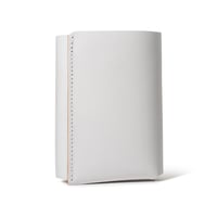 しっかり入ってコンパクトな財布　TRI-FOLD WALLET / ICE WHITE