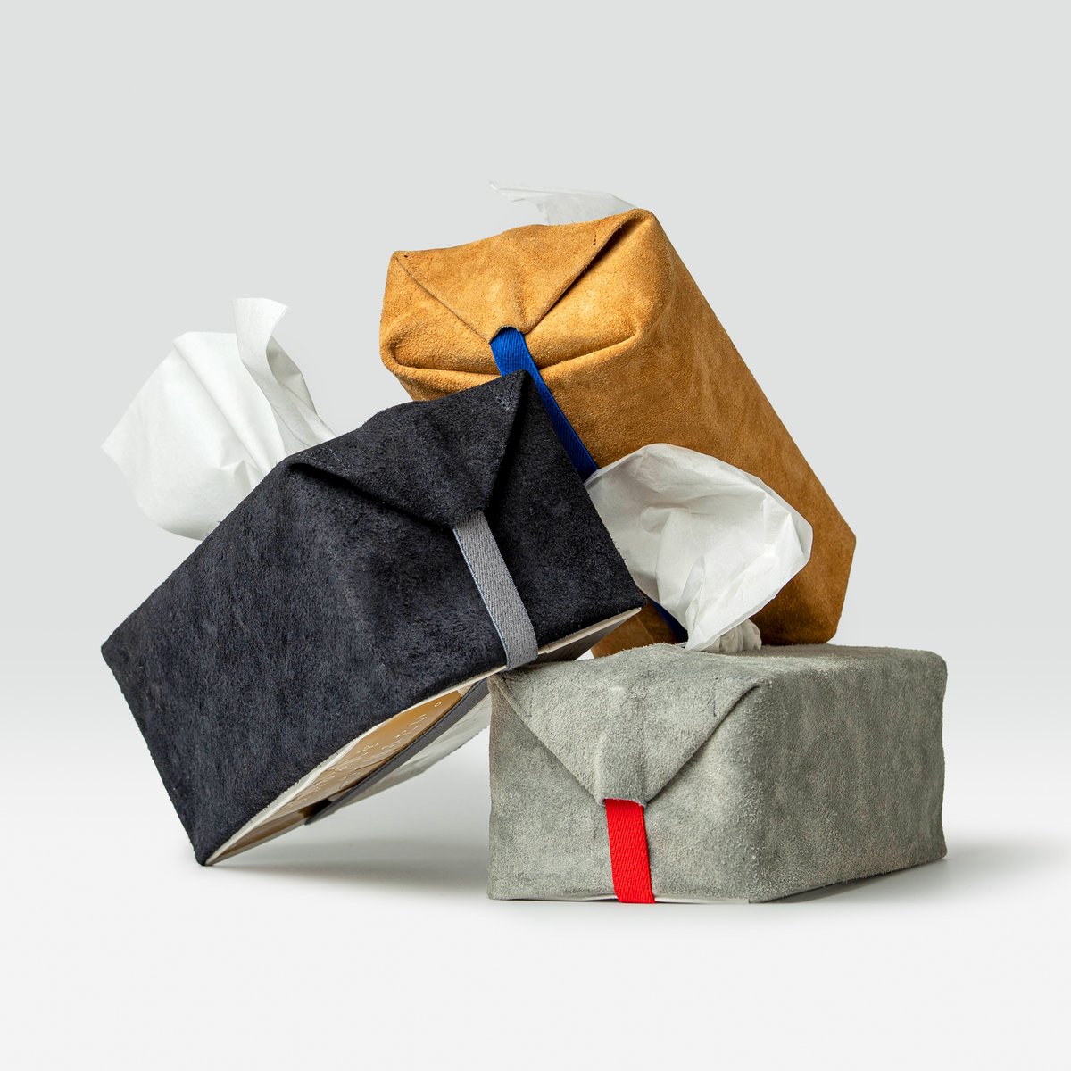 サイズフリーのティッシュカバー TISSUE BOX COVER / BLACK | fabrik