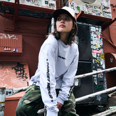 SUW WEAR×FORGET NEVER MOTO LONG SLEEVE T-SHIRTS (ASH)
