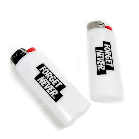 BOX LOGO BIC CIGARETTE LIGHTER 【 WHITE 】