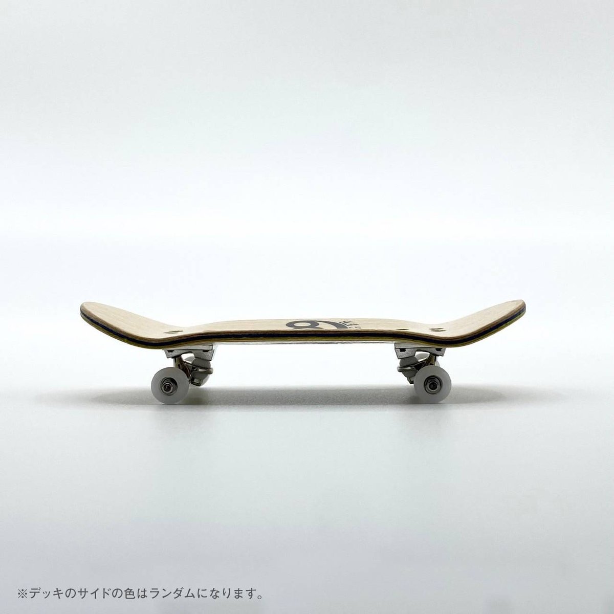 UAG x FORGET NEVER コラボ スケートボードデッキ UAG x FORGET NEVER コラボ スケートボードデッキ PRO COMPLETE