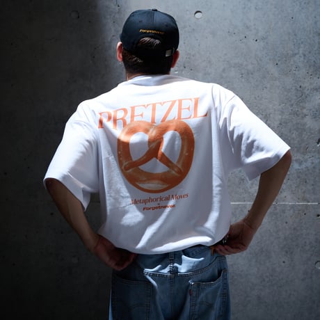 METAPHORICAL MOVES T-SHIRTS"PRETZEL"(WHITE)