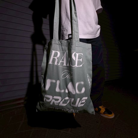 FLAG POINT x FORGET NEVER / RAISE TOTE BAG (SMOKY GREEN)