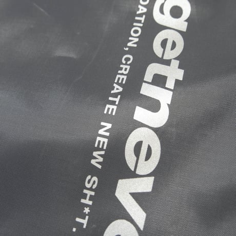 VERTICAL LOGO draw string bag (CHARCOAL)