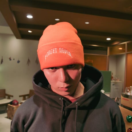 OLD ARCH LOGO BEANIE  (BLACK)