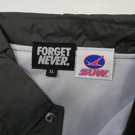 SUW WEAR×FORGET NEVER CLASSIC LOGO COACH JACKET (CHARCOAL)