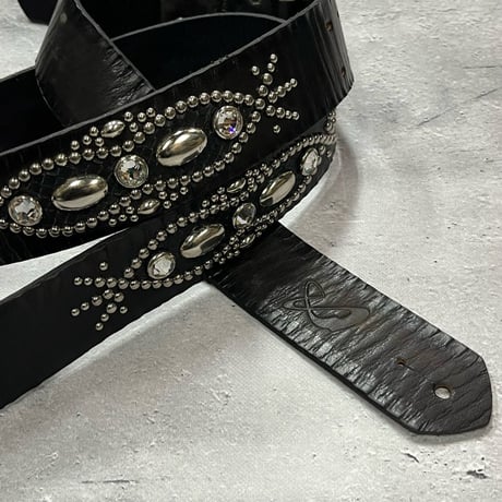 【 42mm Width Vintage Leather Guitar Strap / Vintage Spots Design 002（Black）】（SUGIZO Model）