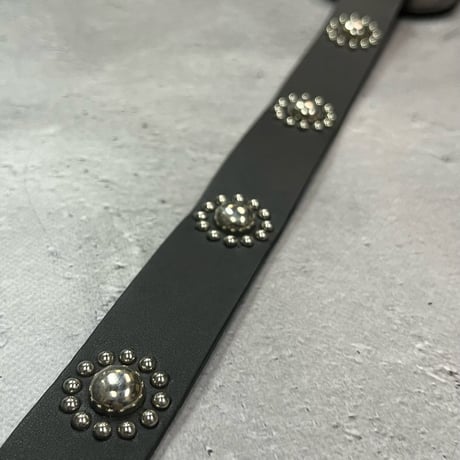 【 24mm Width Hard Leather Guitar Strap / Round Spots Design 】