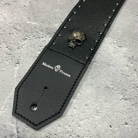 【 50mm Width Soft Leather Guitar Strap / Side Round & Skull Spots Design 】