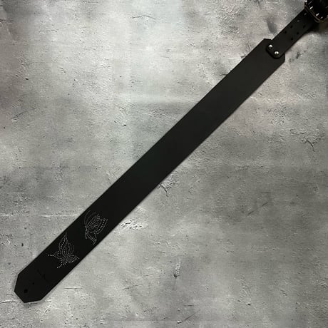 【 70mm Width Hard Leather Guitar Strap / Two Butterflies Spots Design 】