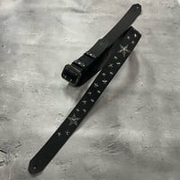 【 Ikebe × Modern Pirates 42mm Width Hard Leather Guitar Strap / Random Star Spots Design