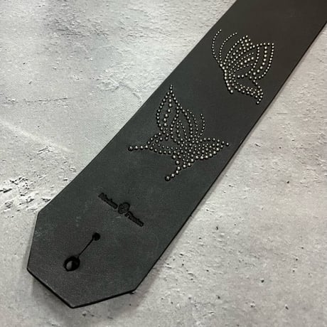【 70mm Width Hard Leather Guitar Strap / Two Butterflies Spots Design 】