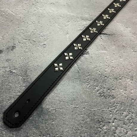 【 24mm Width Hard Leather Guitar Strap / Four Daiamond Spots Design 】