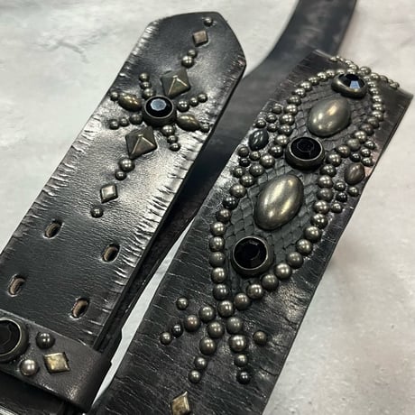 【 42mm Width Vintage Leather Guitar Strap / Vintage Spots Design 002（Black-AQ）】（SUGIZO Model）