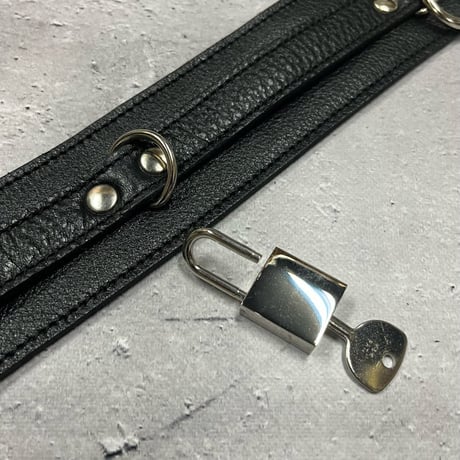 【 50mm Width Soft Leather Guitar Strap / Ring & Key Design 】