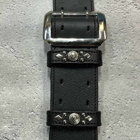 【 50mm Width Soft Leather Guitar Strap / Side & Center Pyramid Spots Design 】