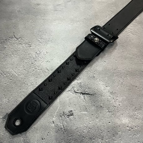 【 70mm Width Soft Leather Bass Strap / Black Pyramid Spots Design 】(IKUO Model)