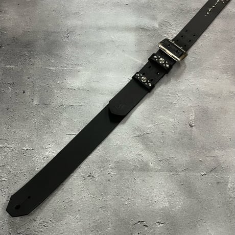【 Ikebe × Modern Pirates 42mm Width Hard Leather Guitar Strap / Circle Spots Design 】
