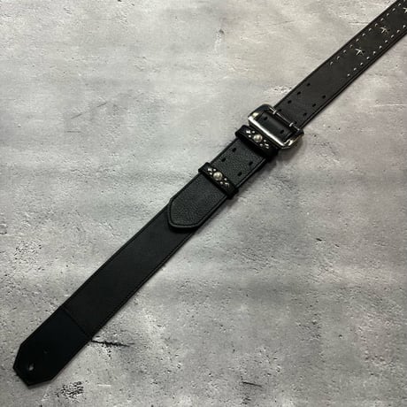 【 50mm Width Soft Leather Guitar Strap / Side Pyramid & Center Star Spots Design 】