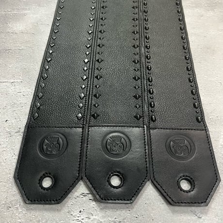 【 70mm Width Soft Leather Bass Strap / Black Pyramid Spots Design 】(IKUO Model)