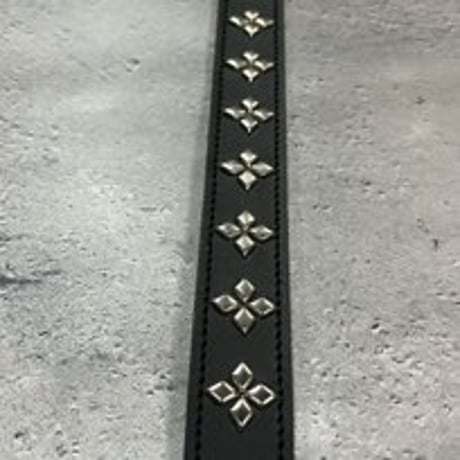 【 24mm Width Hard Leather Guitar Strap / Four Daiamond Spots Design 】