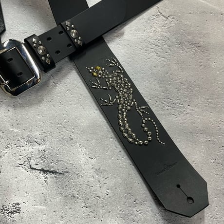 【 60mm Width Hard Leather Guitar Strap / Lizard Spots Design 】