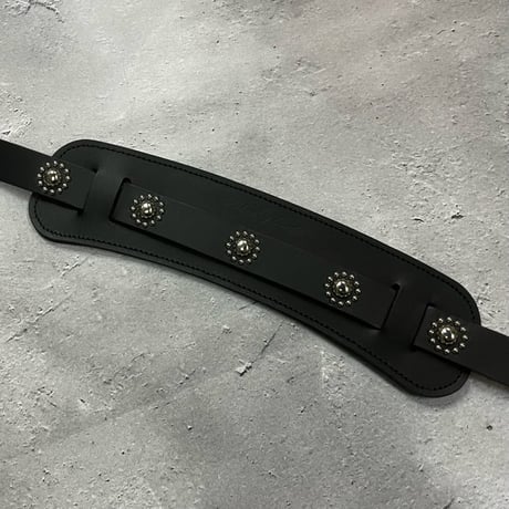 【 24mm Width Hard Leather Guitar Strap / Round Spots Design 】