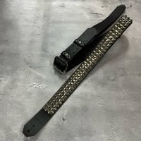 【 42mm Width Hard Leather Guitar Strap / 3Row 12mm Pyramid Spots Design 】