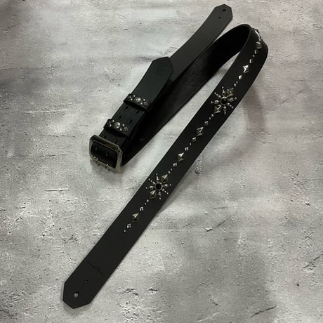 【 Ikebe × Modern Pirates 42mm Width Hard Leather Guitar Strap / Circle Spots Design 】