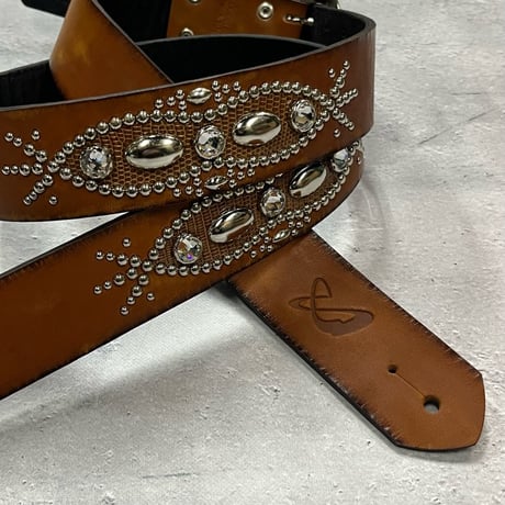 【 42mm Width Vintage Leather Guitar Strap / Vintage Spots Design 002（Camel）】（SUGIZO Model）