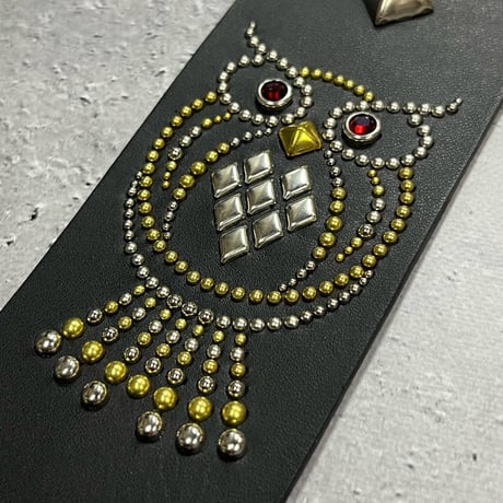 【 60mm Width Hard Leather Guitar Strap / Fusion of Owl & Reptile Spots Design 】（HITSUGI Model）