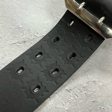 【 Ikebe × Modern Pirates 42mm Width Hard Leather Guitar Strap / Circle Spots Design 】